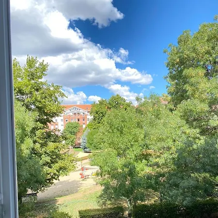 Lägenhet Vendel7apartman *